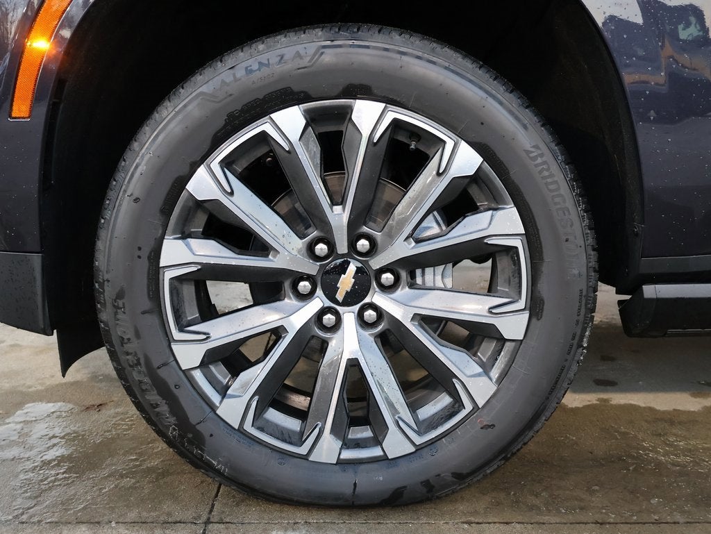 2025 Chevrolet Suburban High Country