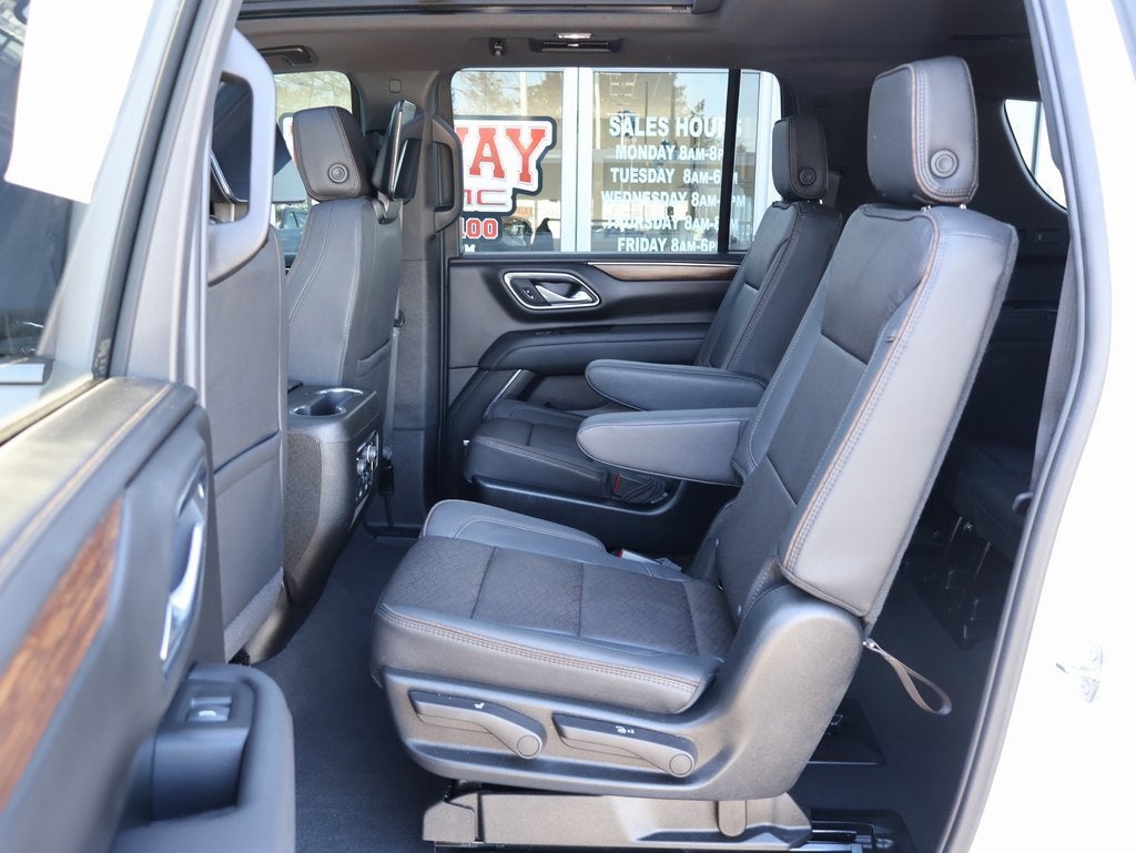 2024 Chevrolet Suburban High Country