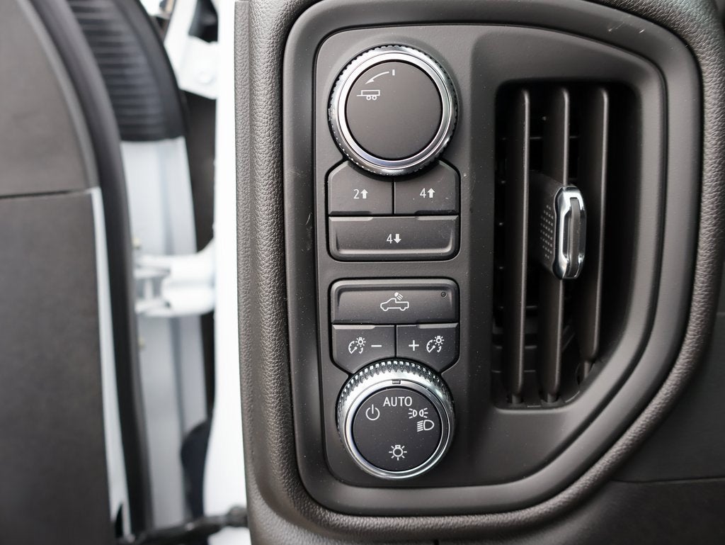 2025 GMC Sierra 2500 HD Pro