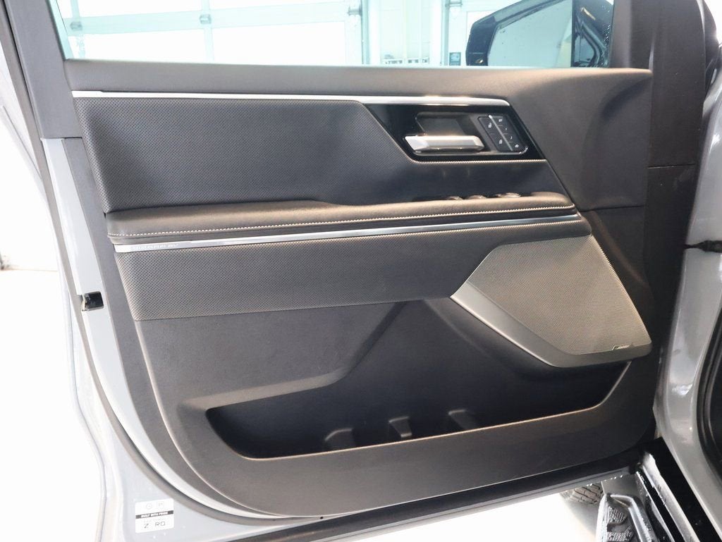 2024 GMC Sierra EV Denali Edition 1