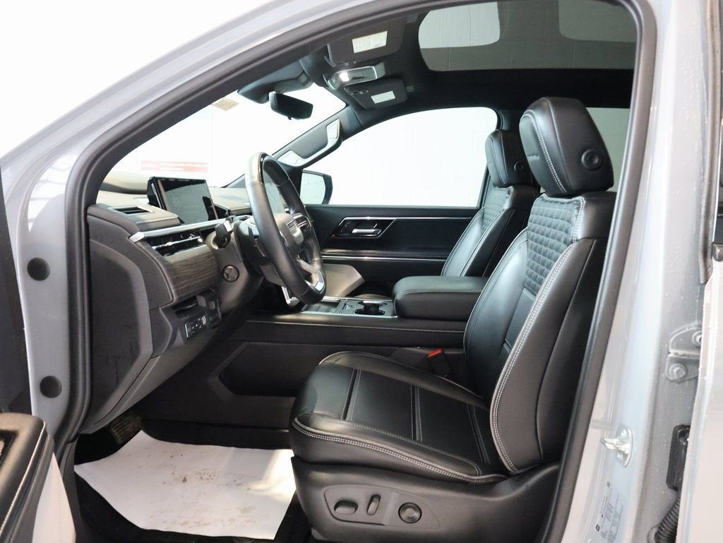 2024 GMC Sierra EV Denali Edition 1