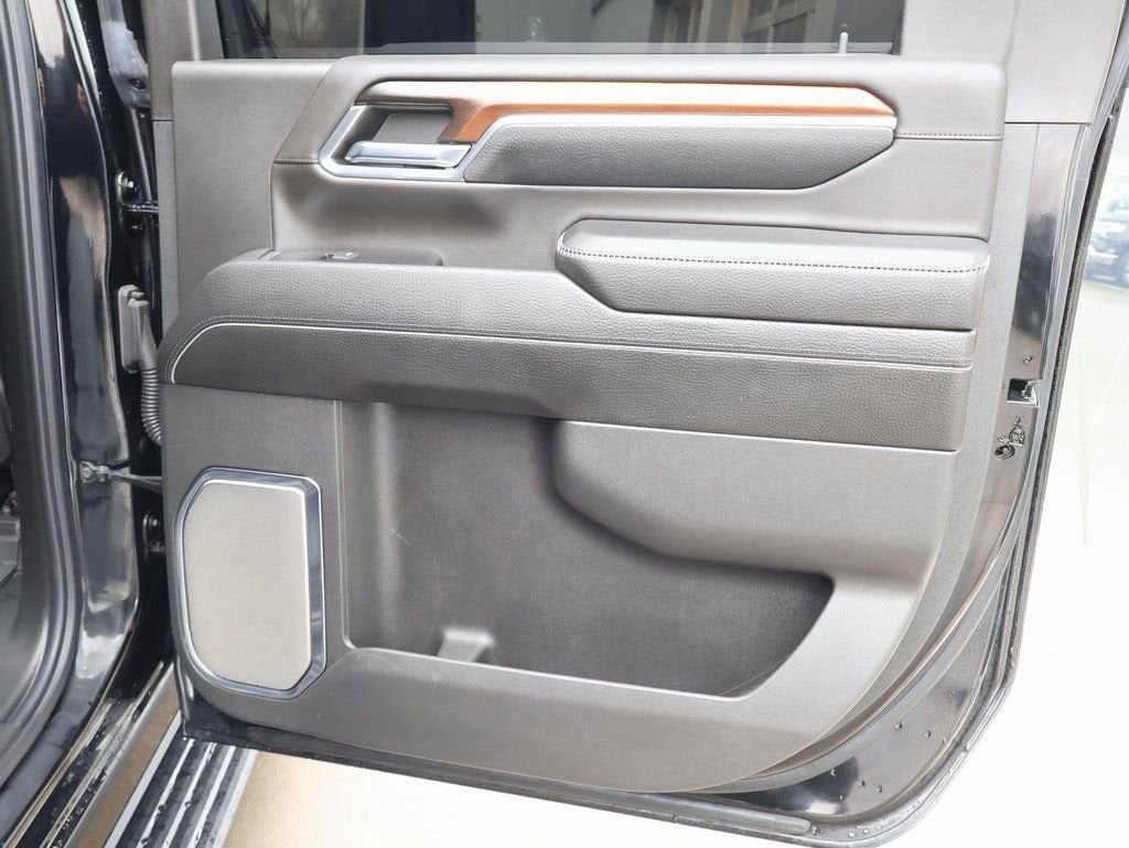 2024 GMC Sierra 3500 HD Denali