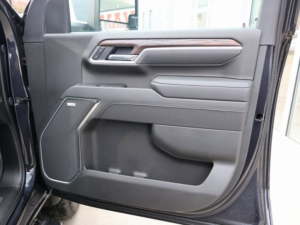 2025 GMC Sierra 2500 HD SLT