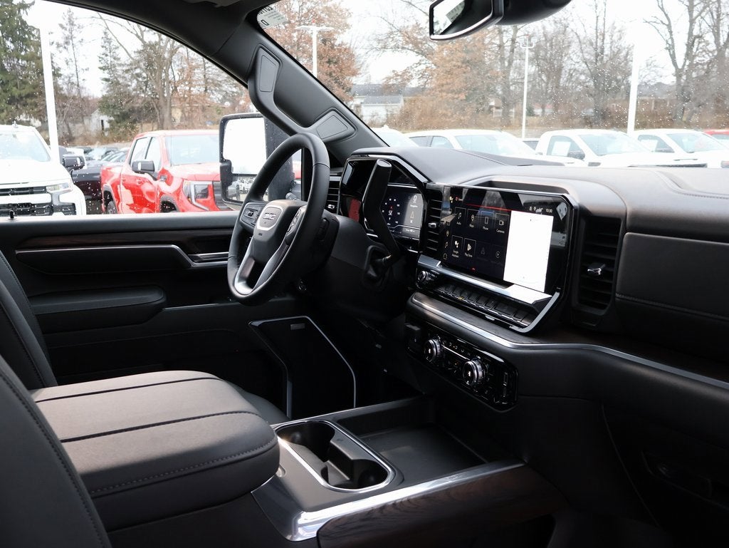 2025 GMC Sierra 2500 HD SLT