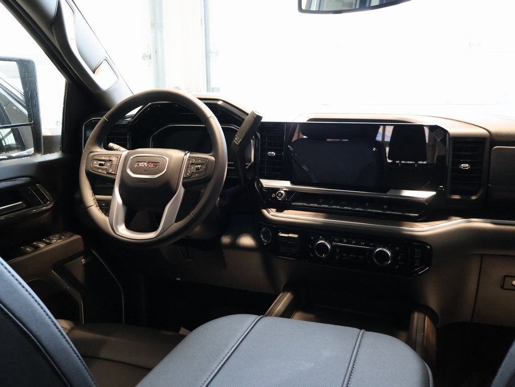 2025 GMC Sierra 2500 HD SLT