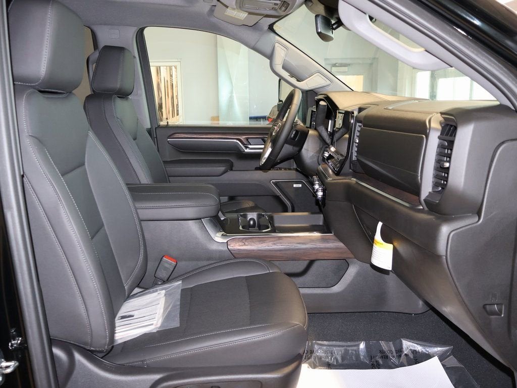 2025 GMC Sierra 2500 HD SLT