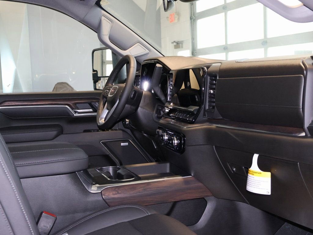 2025 GMC Sierra 2500 HD SLT