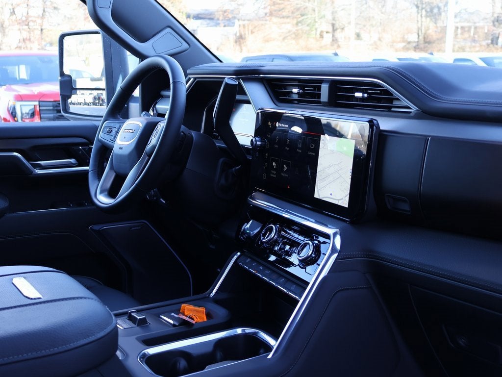 2025 GMC Sierra 2500 HD Denali