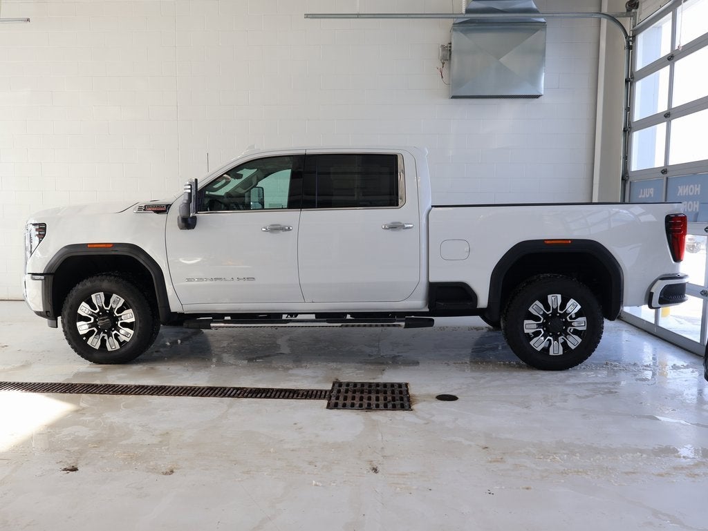 2025 GMC Sierra 2500 HD Denali