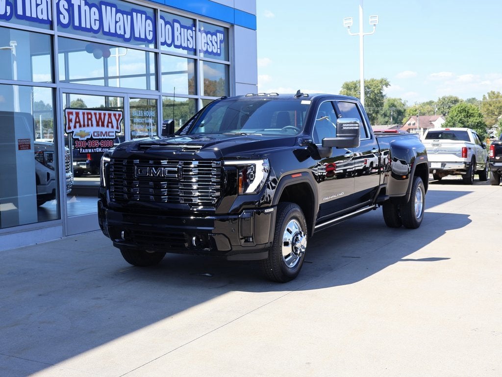 2026 GMC Sierra 3500 HD Denali Ultimate DRW