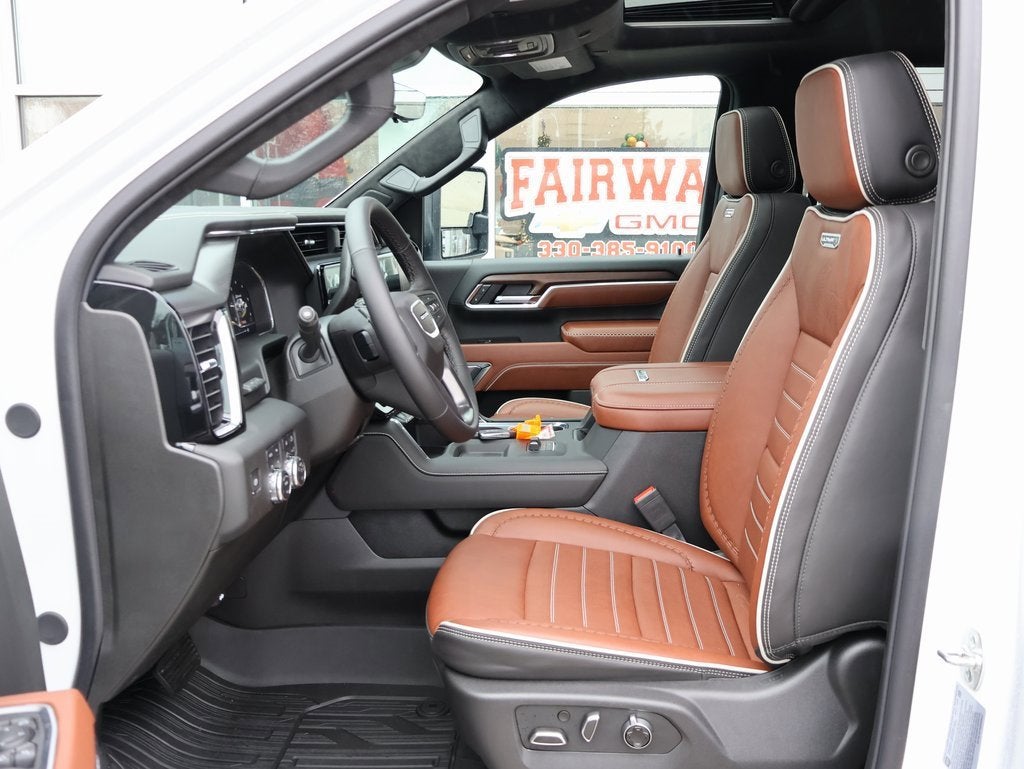 2025 GMC Sierra 3500 HD Denali Ultimate