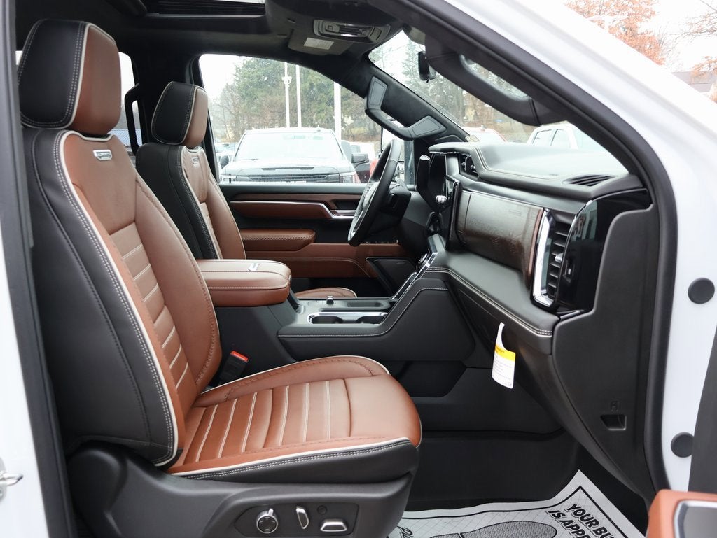 2025 GMC Sierra 3500 HD Denali Ultimate