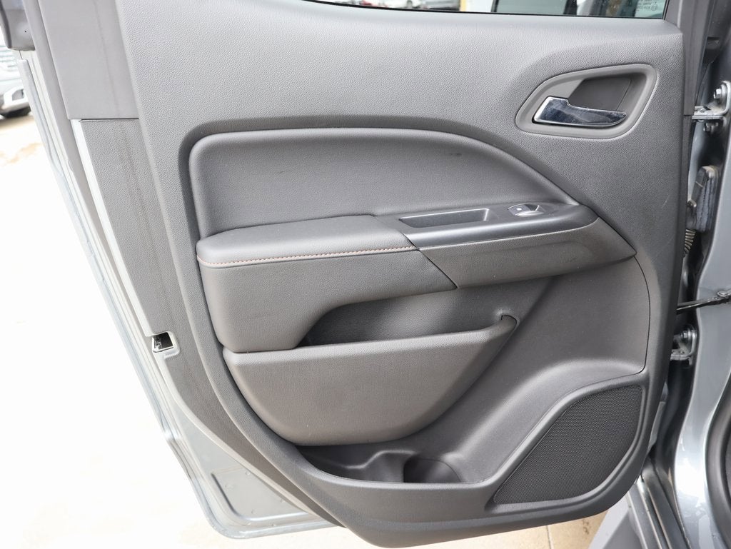 2022 GMC Canyon AT4 - Cloth