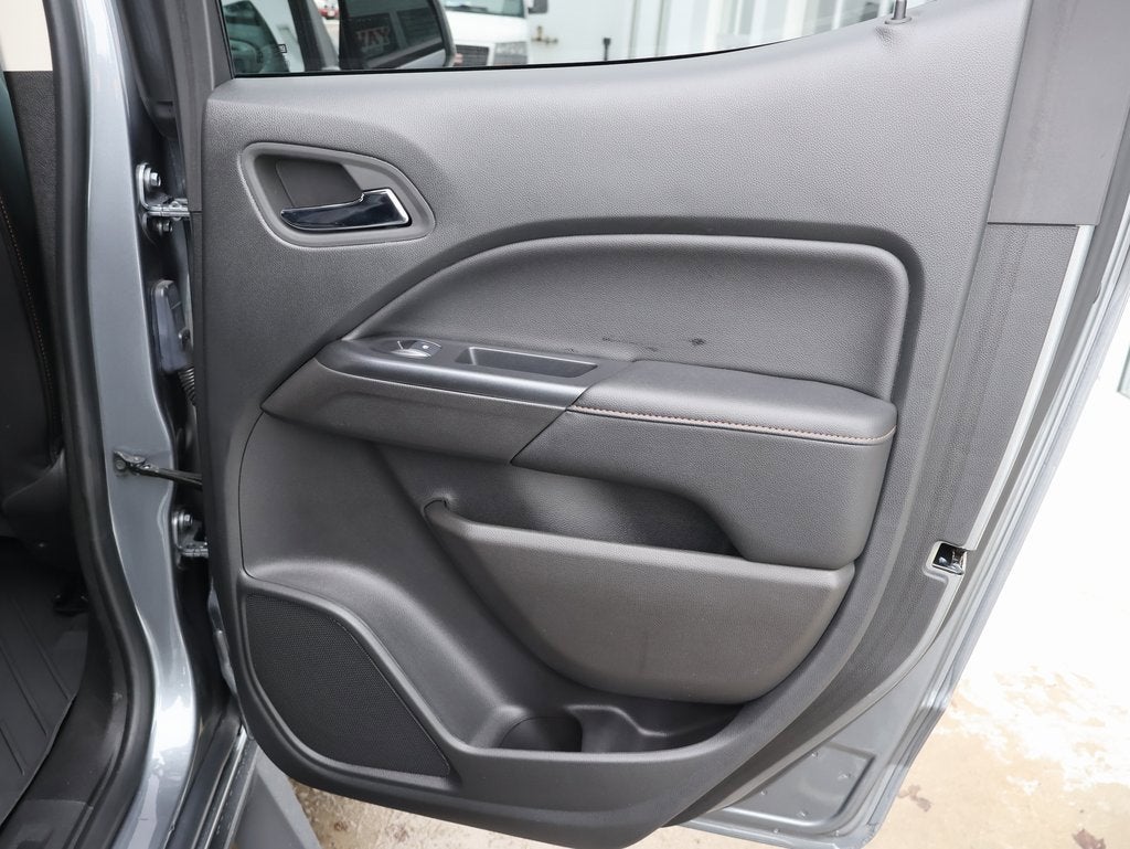 2022 GMC Canyon AT4 - Cloth