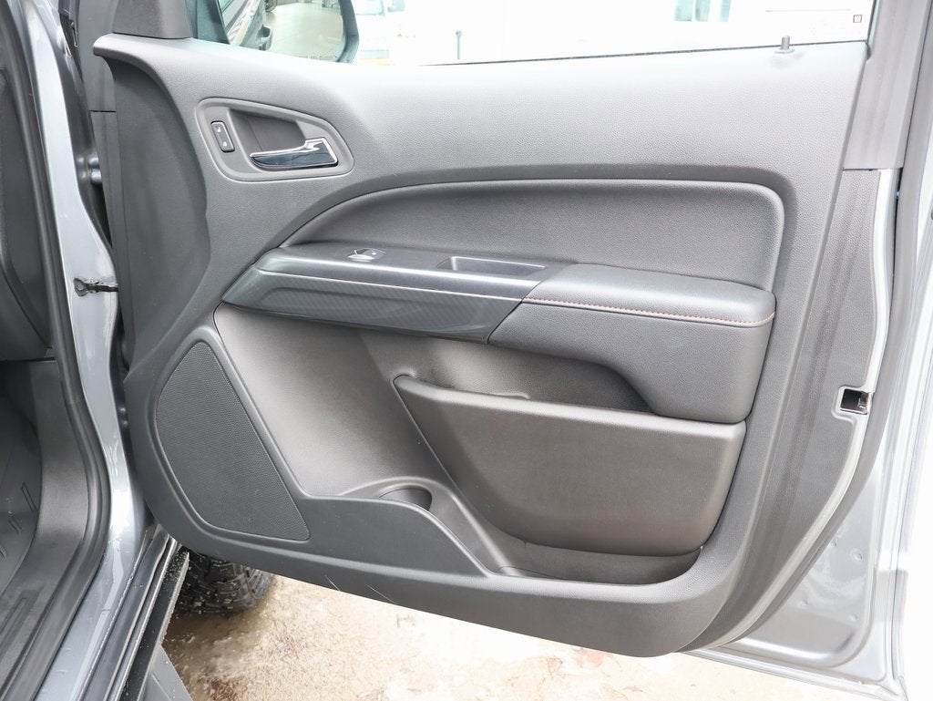 2022 GMC Canyon AT4 - Cloth