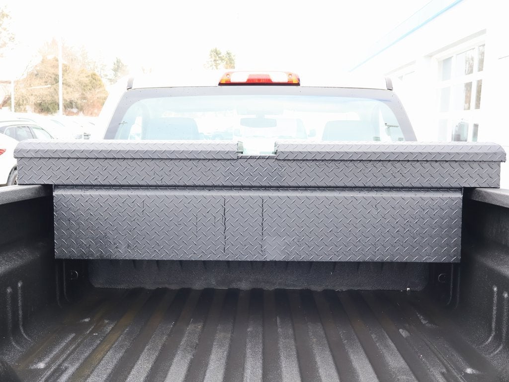 2018 GMC Sierra 1500 2WD Reg Cab 133.0"