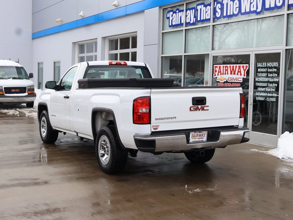 2018 GMC Sierra 1500 2WD Reg Cab 133.0"