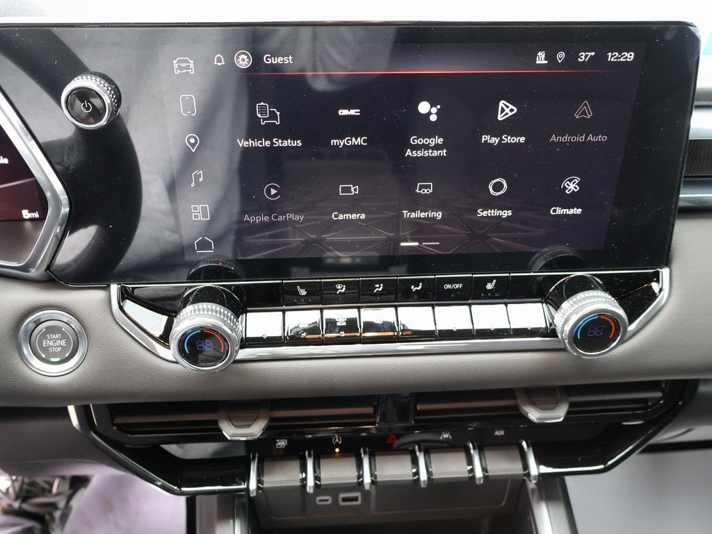 2026 GMC Canyon Elevation