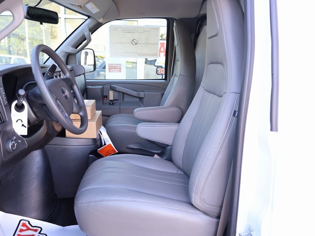 2025 GMC Savana Cargo 3500 Work Van