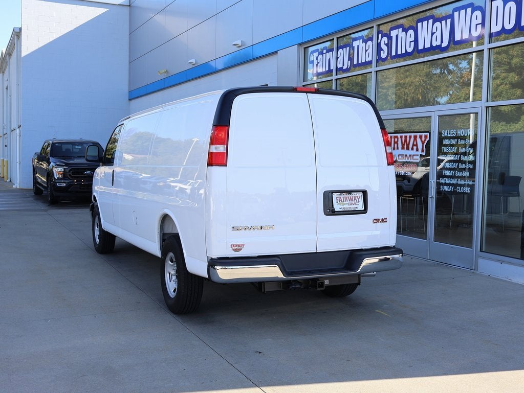 2025 GMC Savana Cargo 3500 Work Van