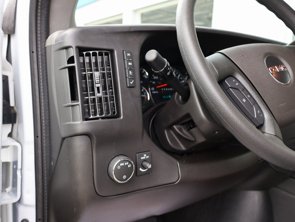 2025 GMC Savana Cargo 3500 Work Van