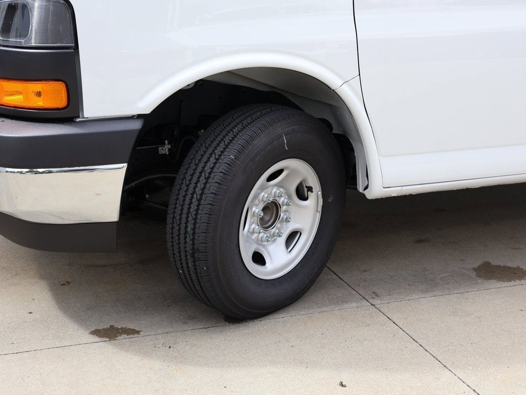 2025 GMC Savana Cargo 3500 Work Van