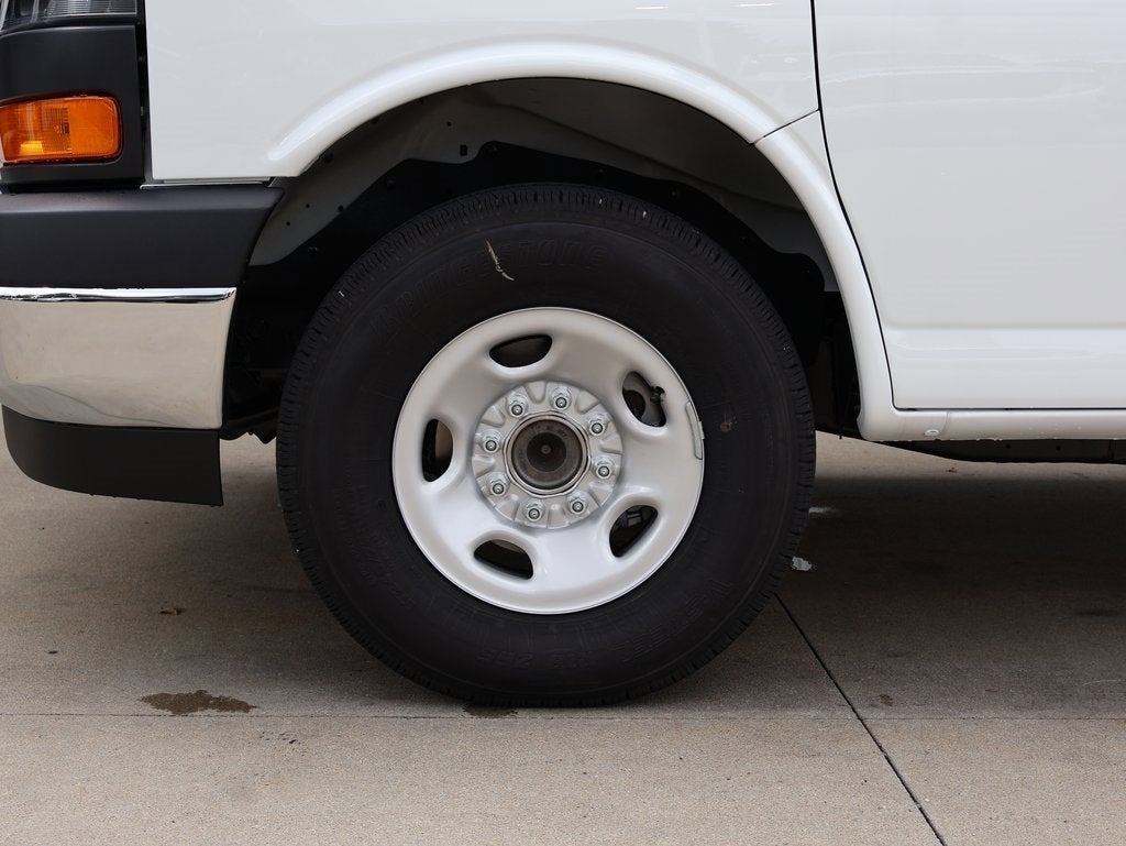 2025 GMC Savana Cargo 3500 Work Van