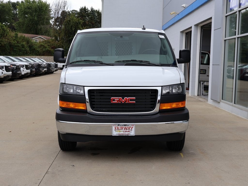 2025 GMC Savana Cargo 3500 Work Van