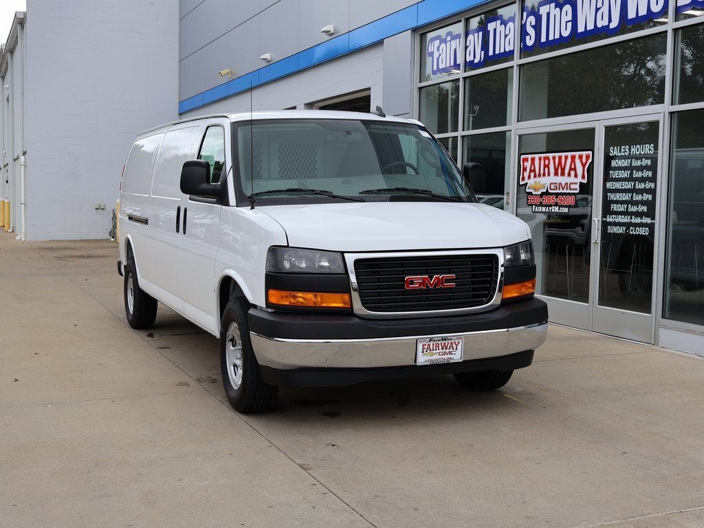 2025 GMC Savana Cargo 3500 Work Van