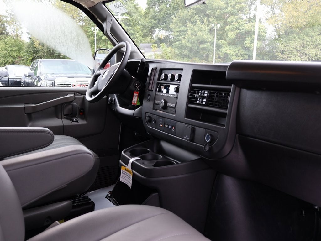 2025 GMC Savana Cargo 3500 Work Van