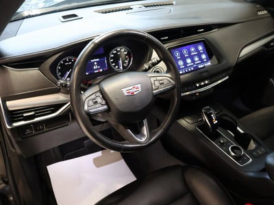 2023 Cadillac XT4 Premium Luxury