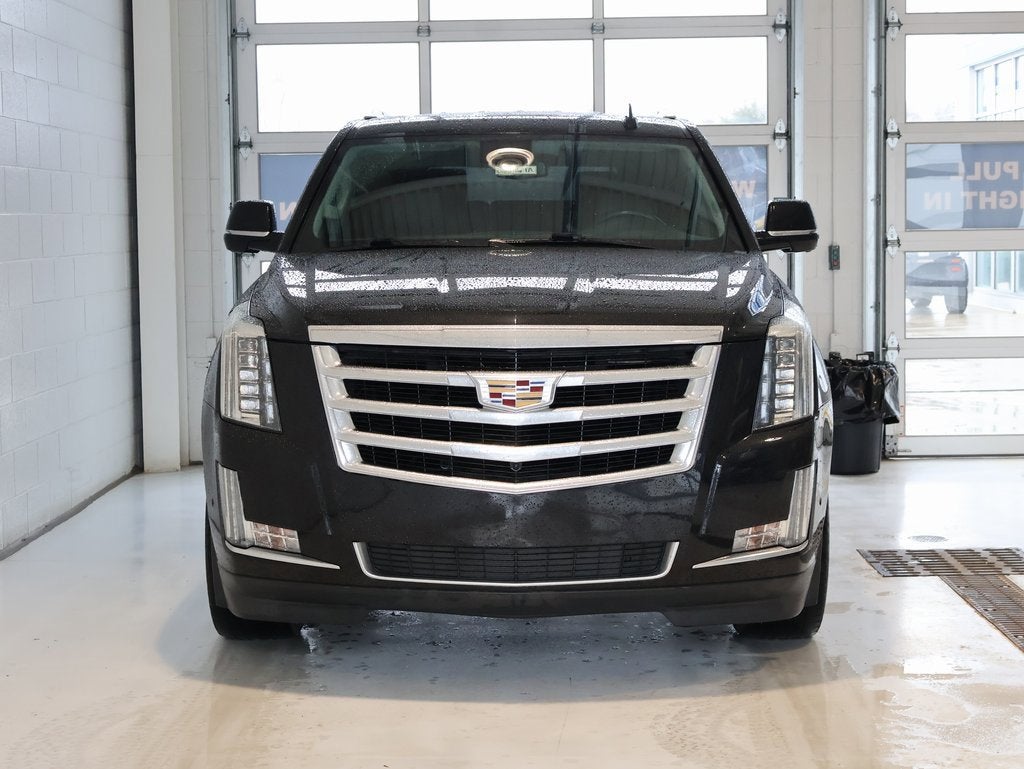 2020 Cadillac Escalade Luxury