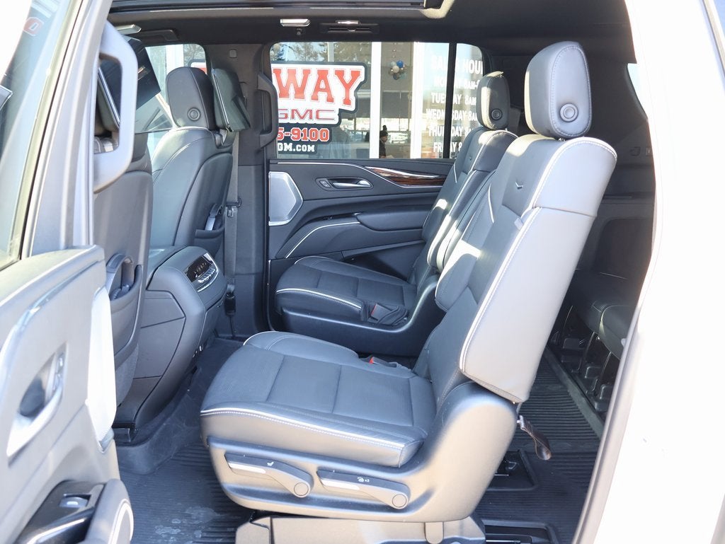 2023 Cadillac Escalade ESV Premium Luxury