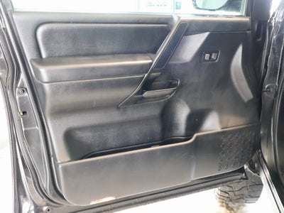 2010 Nissan Titan SE