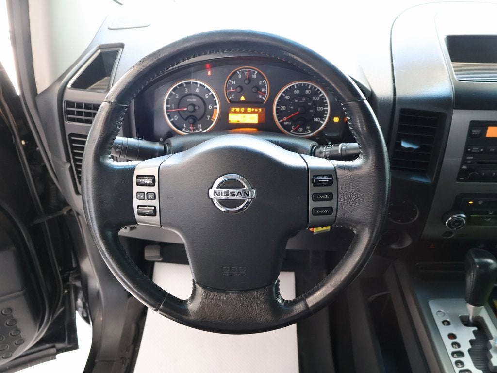 2010 Nissan Titan SE