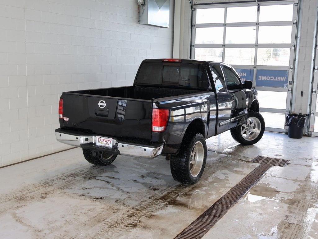 2010 Nissan Titan SE
