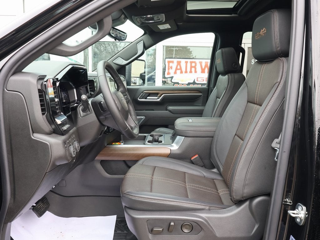 2026 Chevrolet Silverado 3500 HD High Country