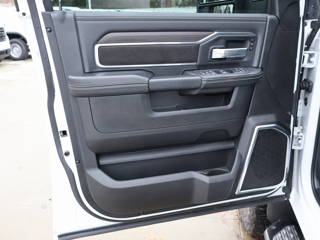 2025 RAM 2500 Laramie Mega Cab 4x4 6'4" Box