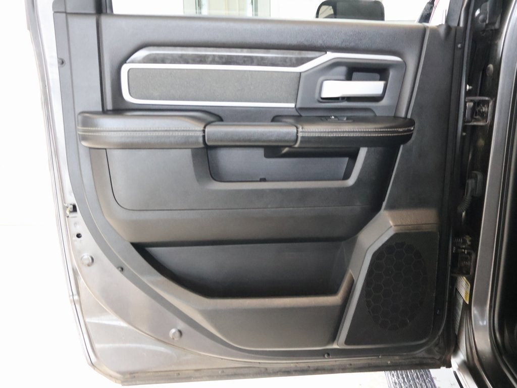 2022 RAM 2500 Big Horn Crew Cab 4x4 6'4" Box