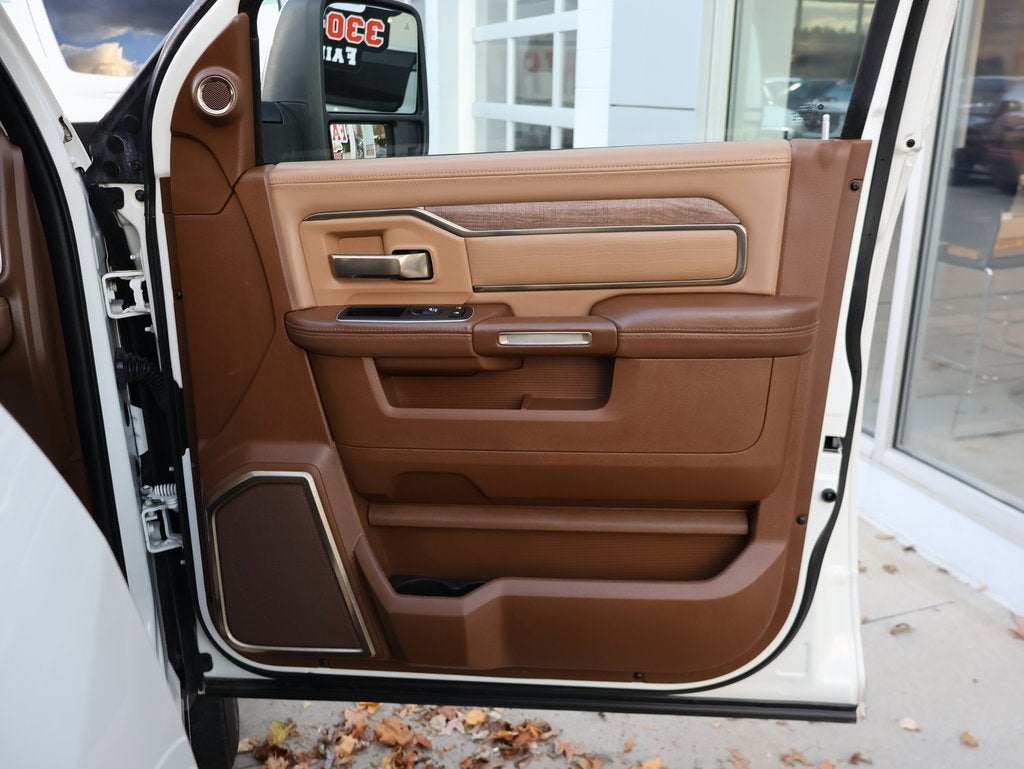 2024 RAM 2500 Limited Longhorn Crew Cab 4x4 6'4" Box