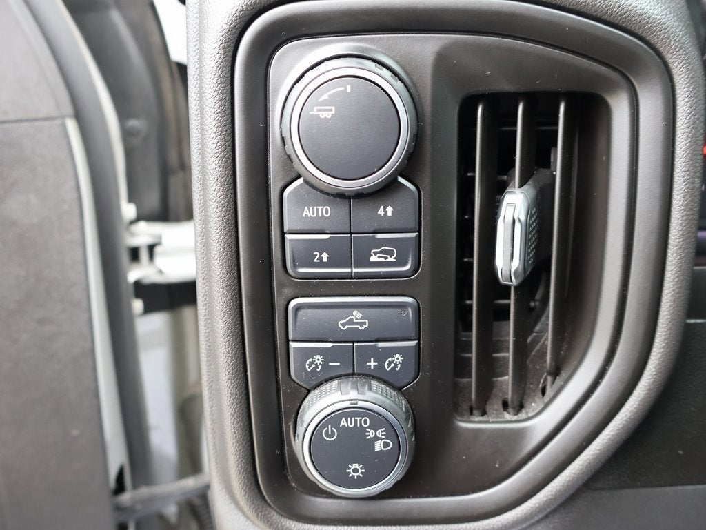 2020 Chevrolet Silverado 1500 Custom