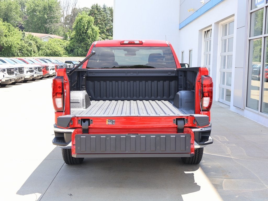 2025 GMC Sierra 1500 Pro