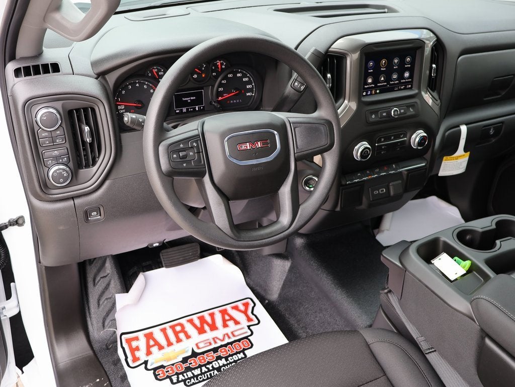 2025 GMC Sierra 1500 Pro