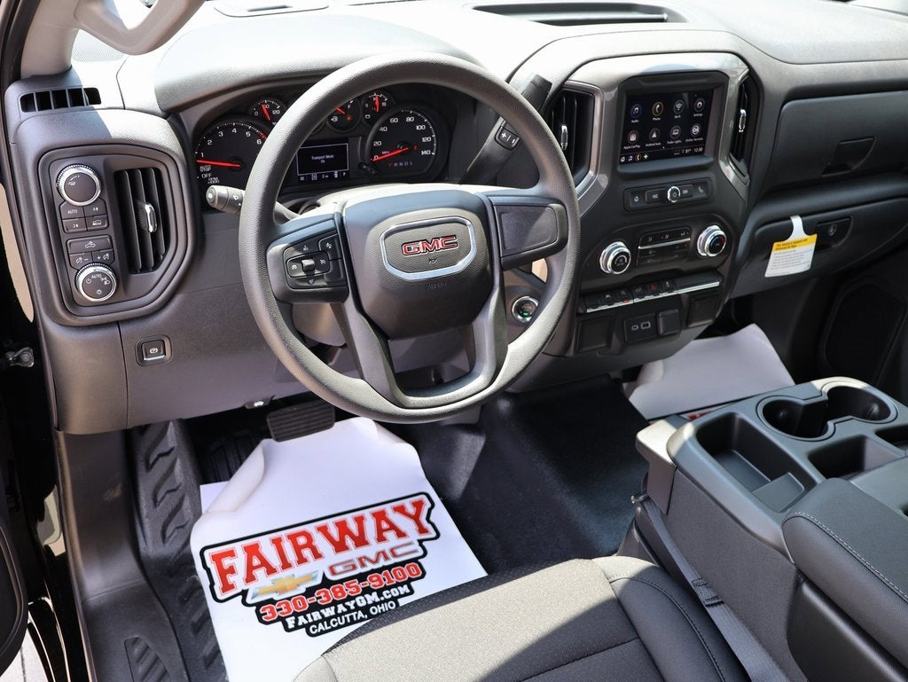 2025 GMC Sierra 1500 Pro