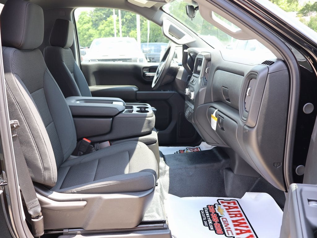 2025 GMC Sierra 1500 Pro