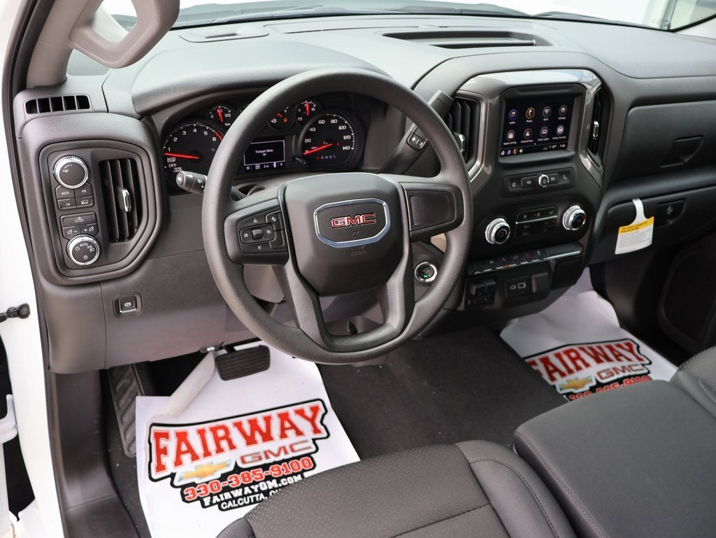 2025 GMC Sierra 1500 Pro