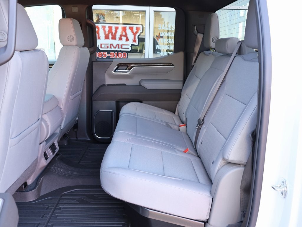 2025 GMC Sierra 1500 SLE