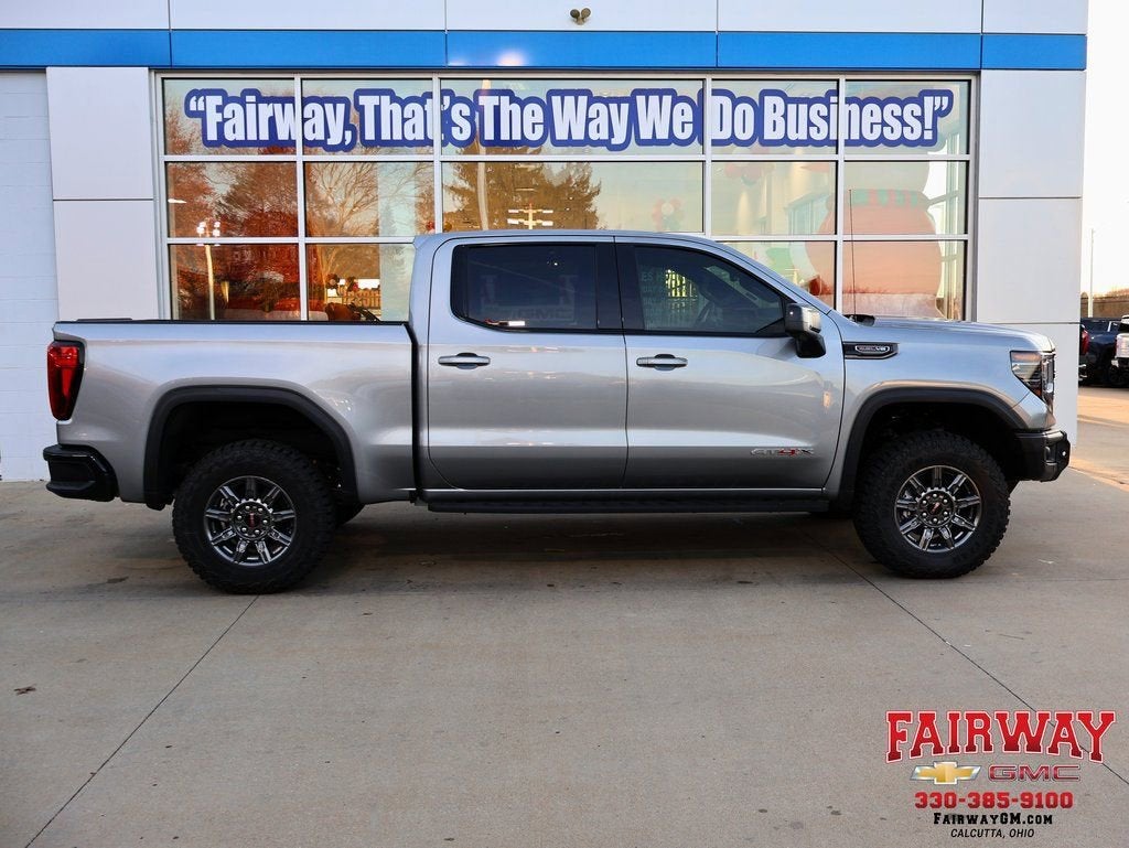 2025 GMC Sierra 1500 AT4X