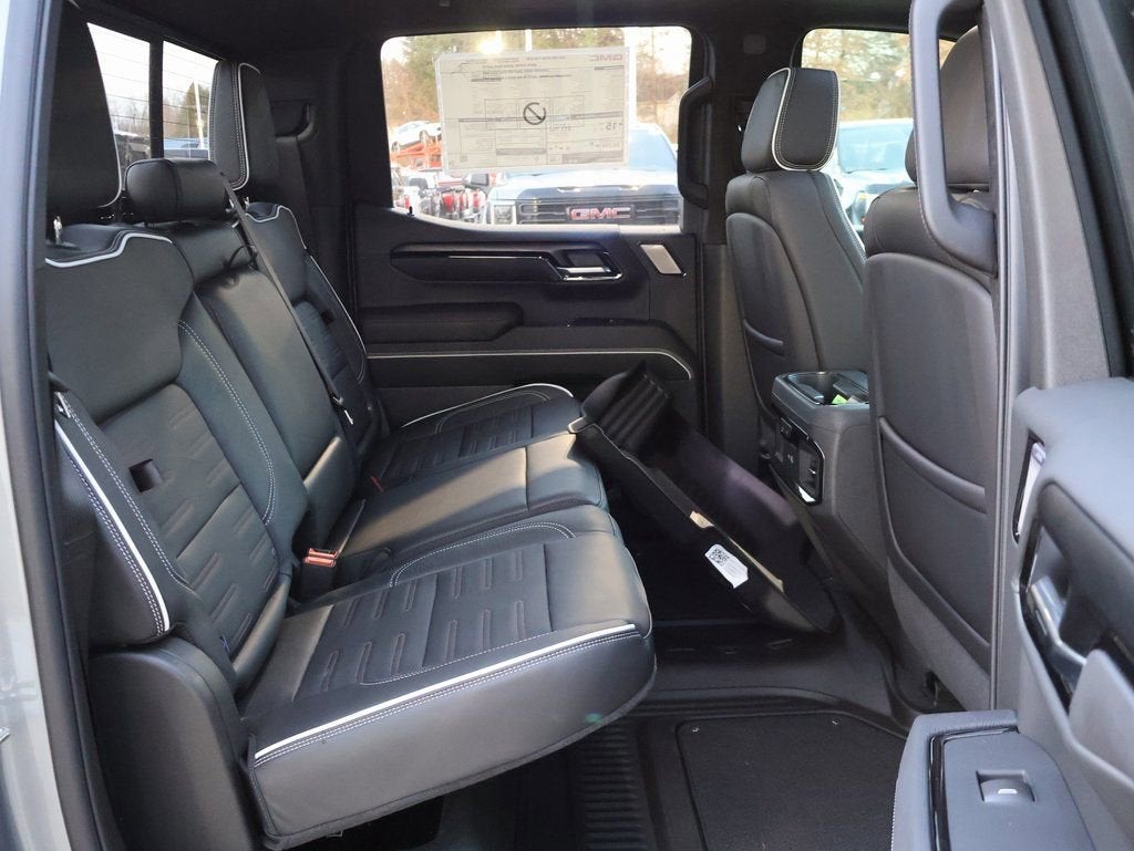 2025 GMC Sierra 1500 AT4X