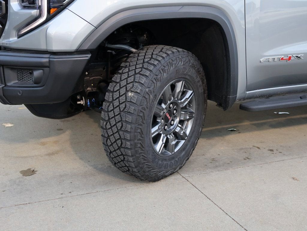 2025 GMC Sierra 1500 AT4X